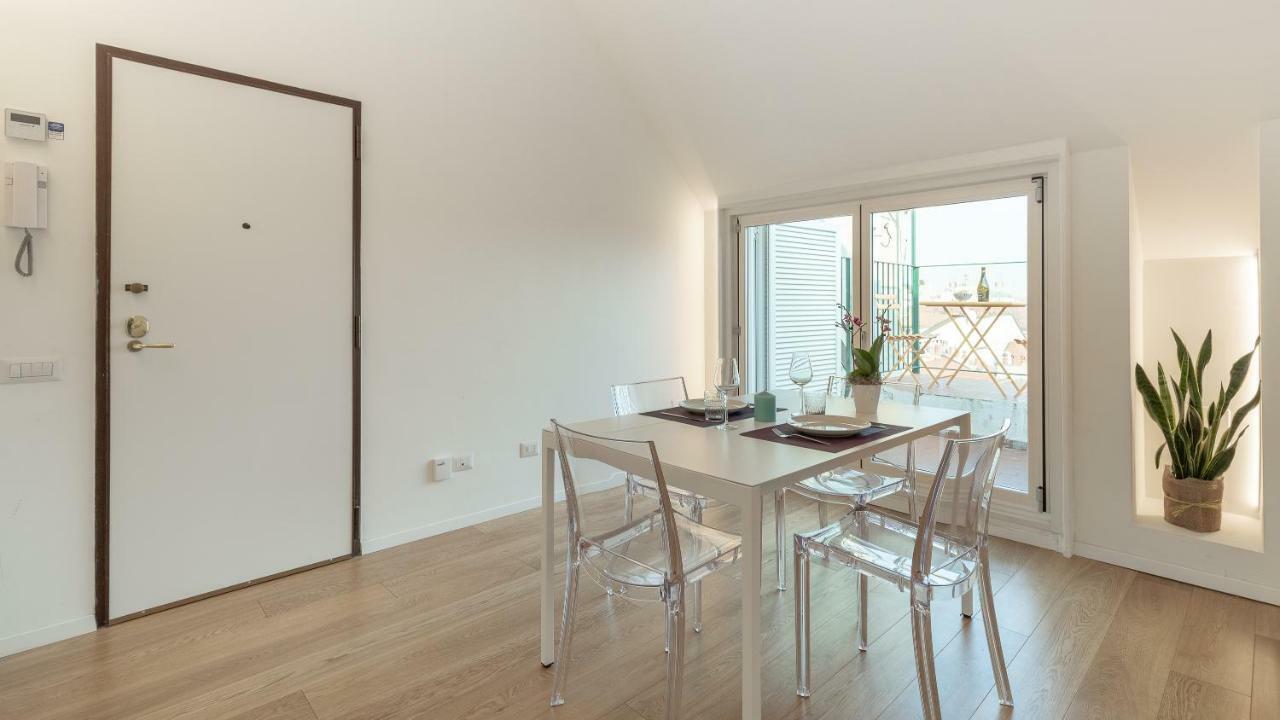 Stunning View Apartment ミラノ エクステリア 写真