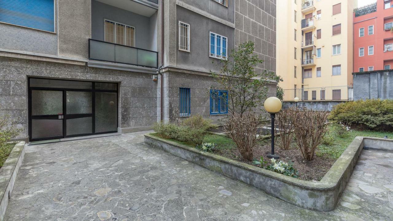 Stunning View Apartment ミラノ エクステリア 写真