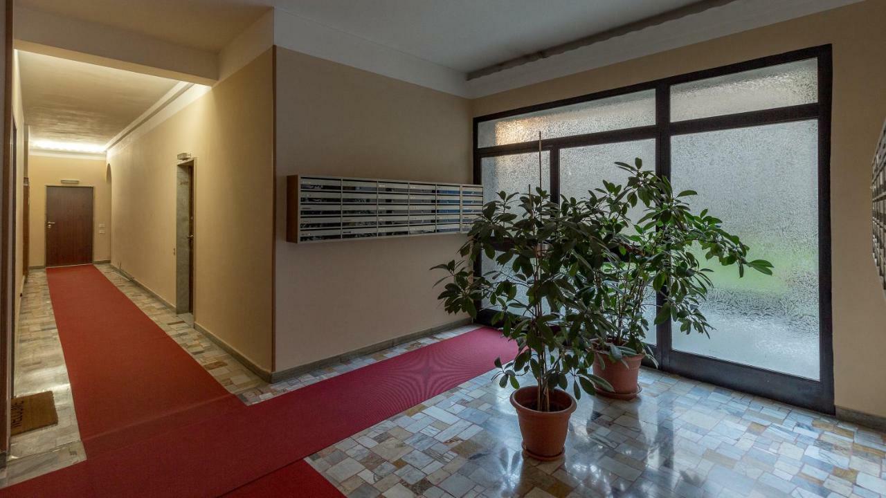 Stunning View Apartment ミラノ エクステリア 写真
