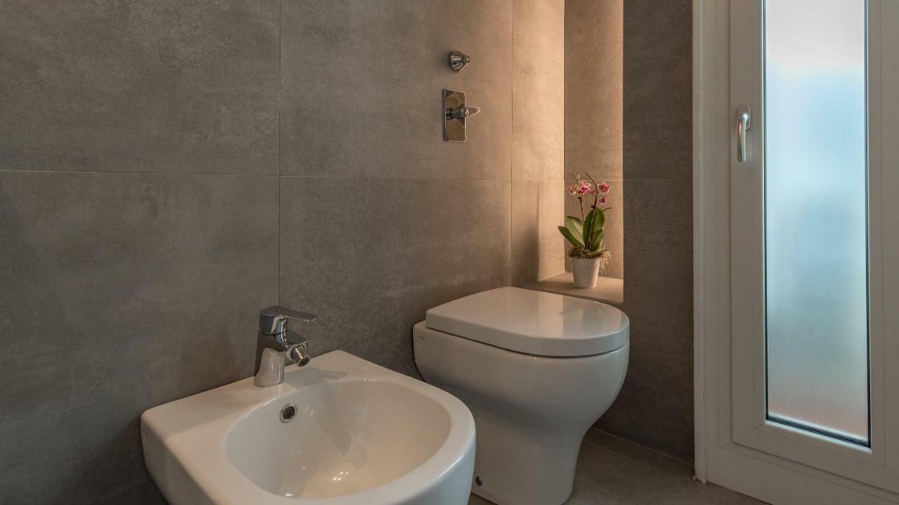 Stunning View Apartment ミラノ エクステリア 写真